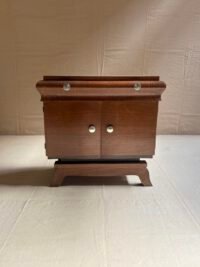 Commode en bois massif art déco - Vue de face