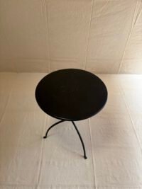 Table d'appoint contemporaine noire - Vue du dessus