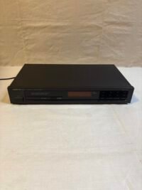 Tuner Onkyo T-4130 - Vue de face