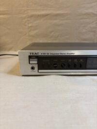 Amplificateur TEAC A-50 DC - Vue côté gauche