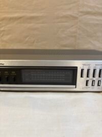 Amplificateur TEAC A-50 DC - Vue du milieu